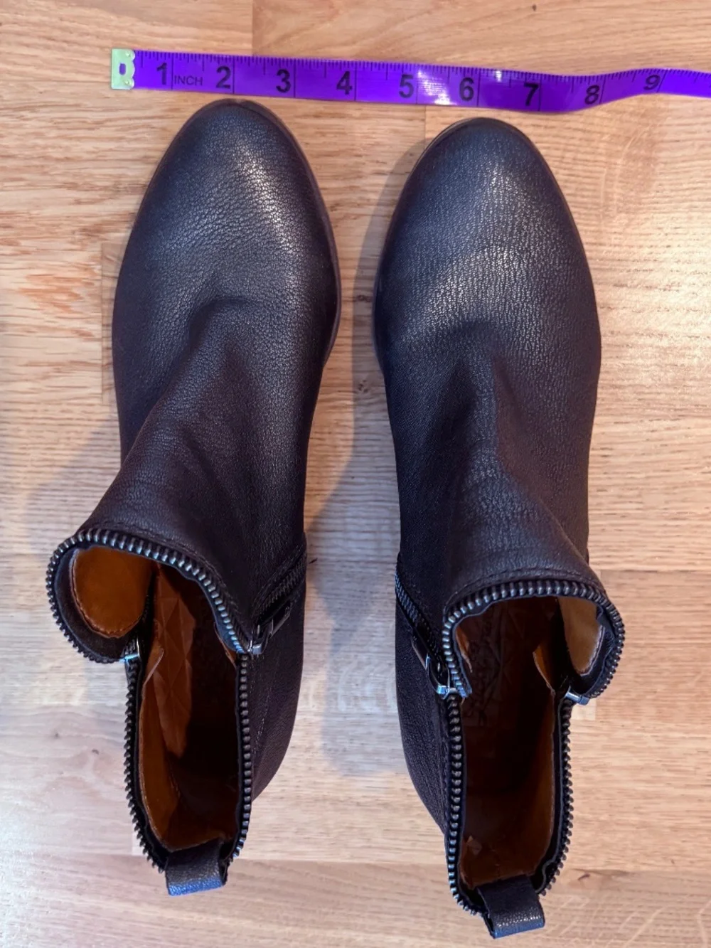 Lucky Brand Basel Booties Women's 8.5 Pewter Metallic Leather Ankle Side Zips